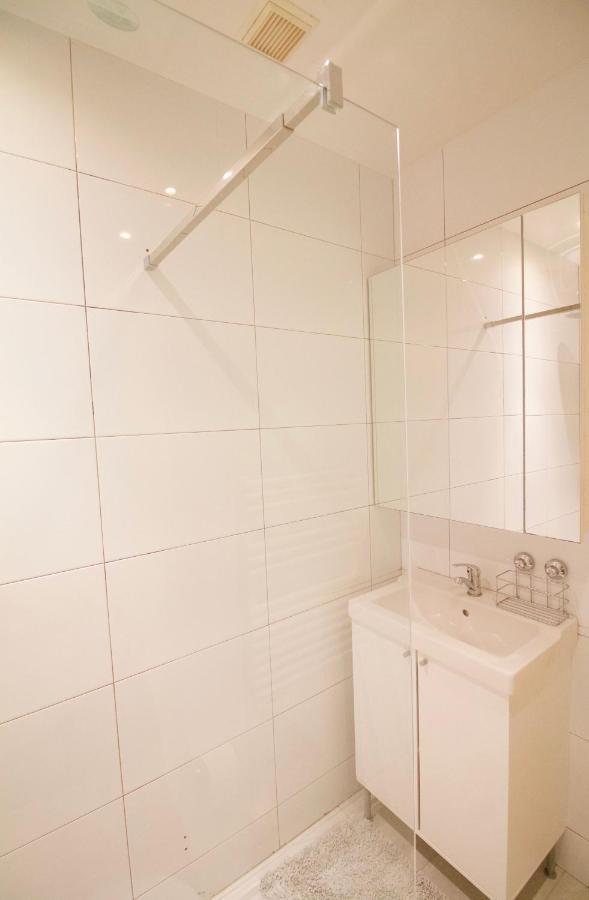 Amazing & Cosy Perfect Location 'stephanie-louise Area' * Brussels