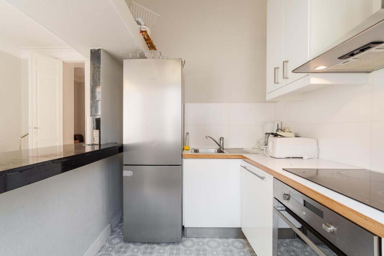 Felix Delhasse Apartment