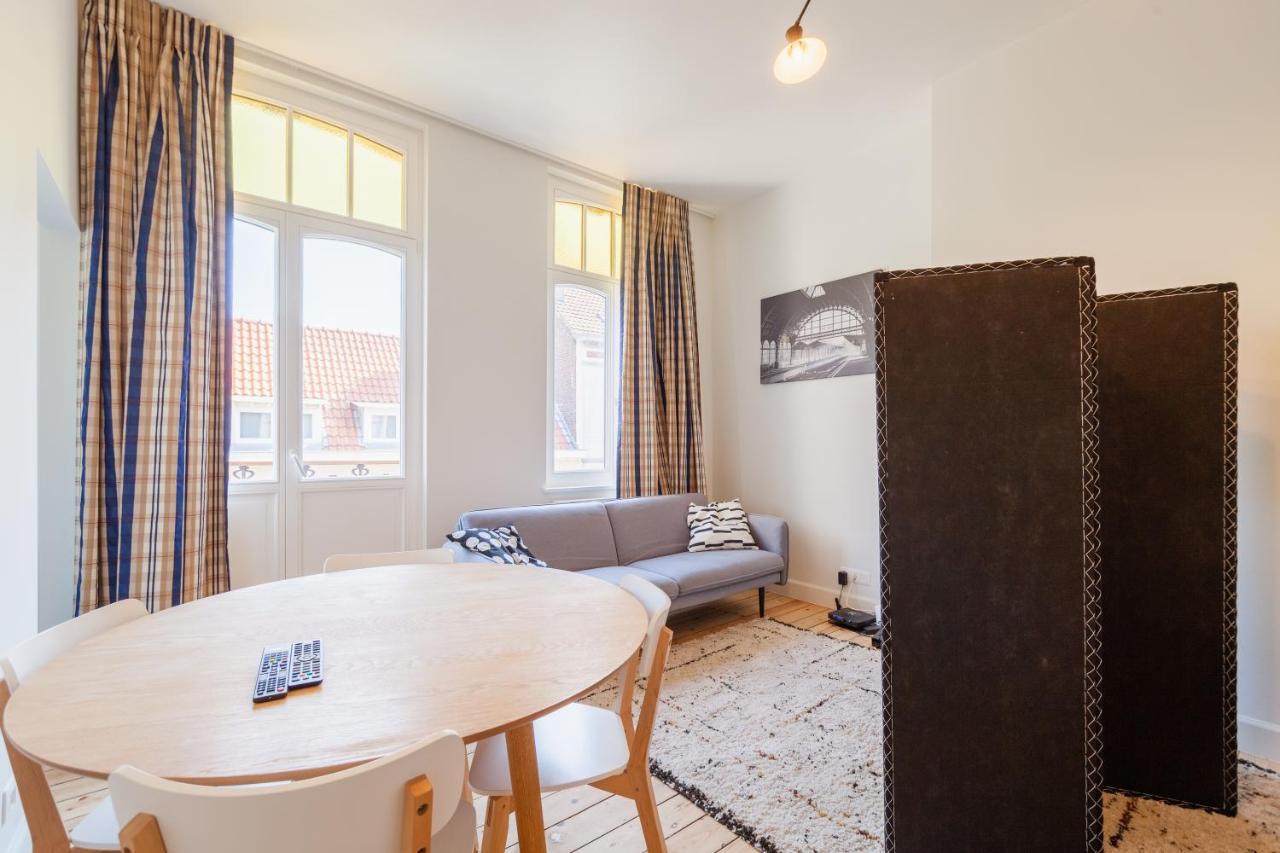 Felix Delhasse Apartment