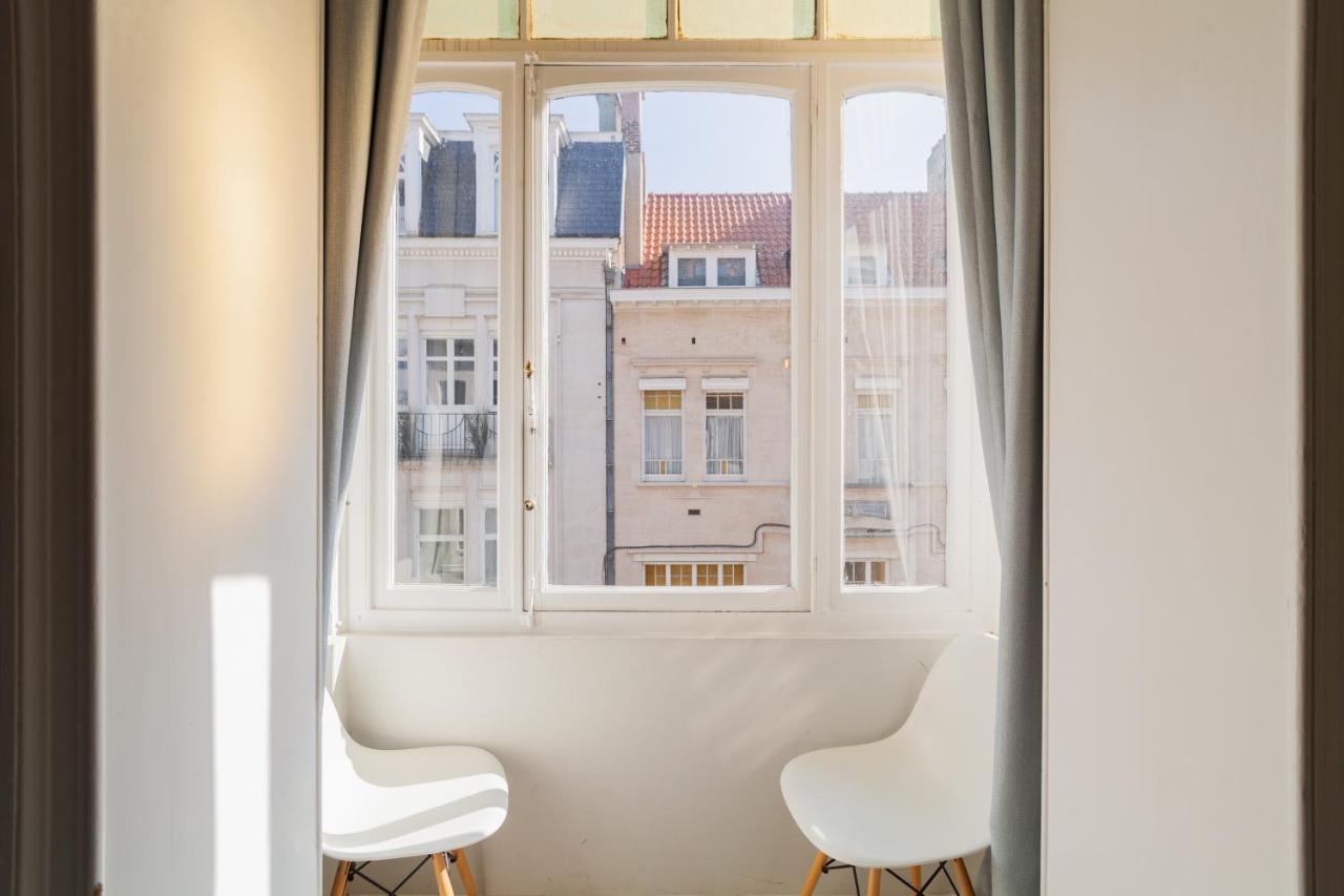 Felix Delhasse Apartment