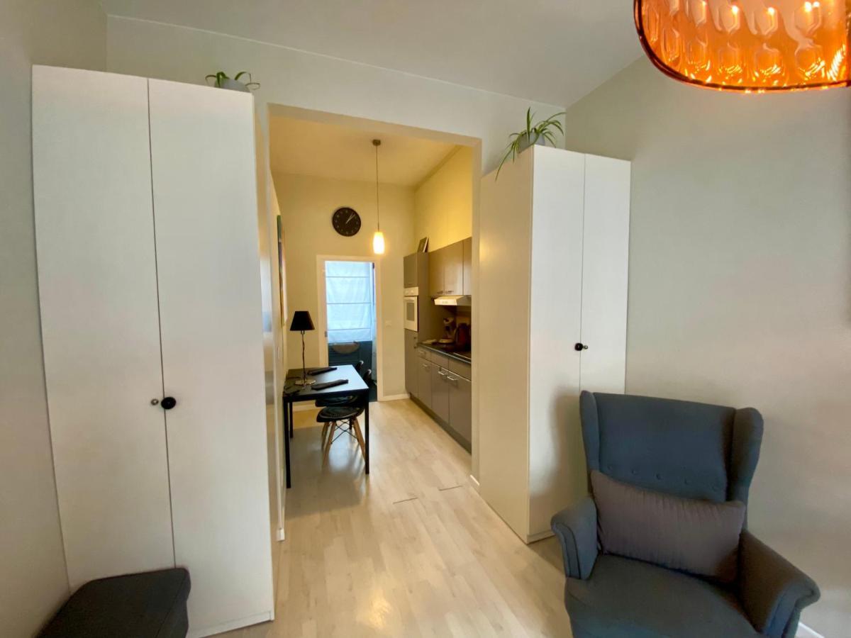 Petit Appartement Jourdan Eu Apartment *