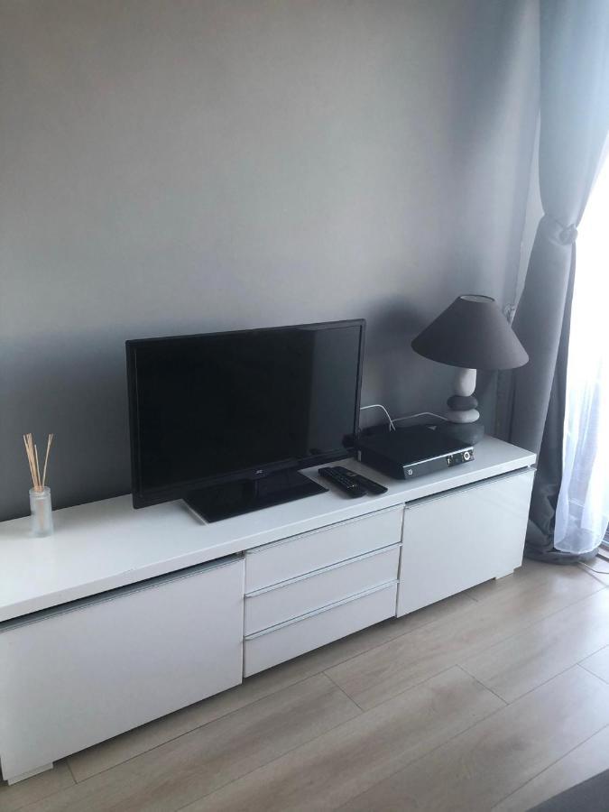 Studio Equipe, Salle De Bain Privee, Proche Centre Ville Homestay Brussels
