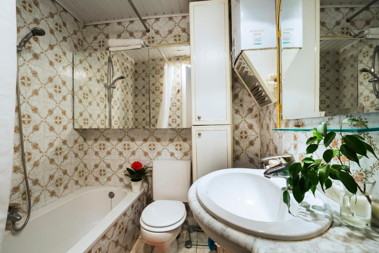 Flagey Garden Apartment