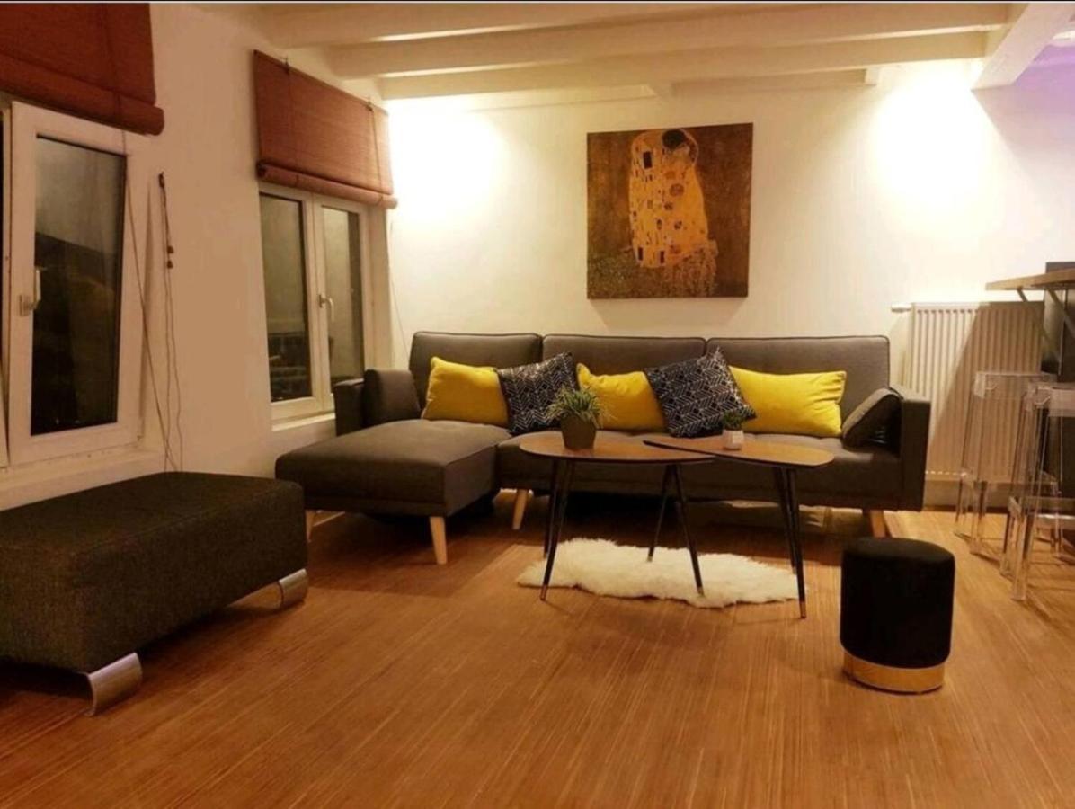 Beautiful Duplex In The Center Of Apartment