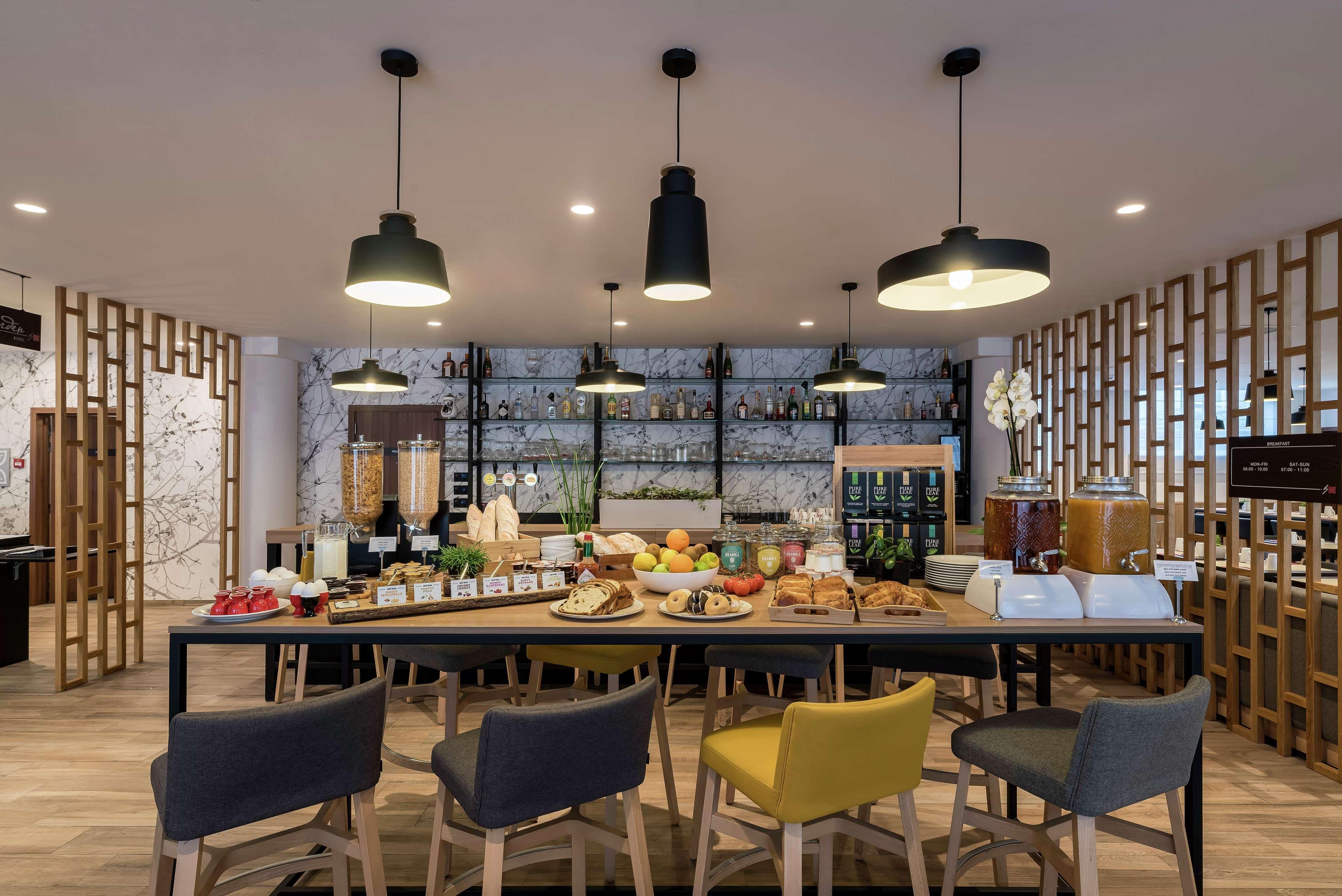 Hilton Garden Brussels Centre Hotel 4*