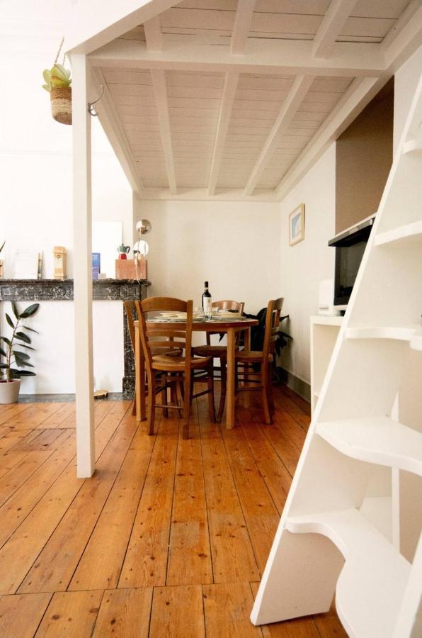 Private Flat Just A Stone's Throw From Flagey Appartement Brussel