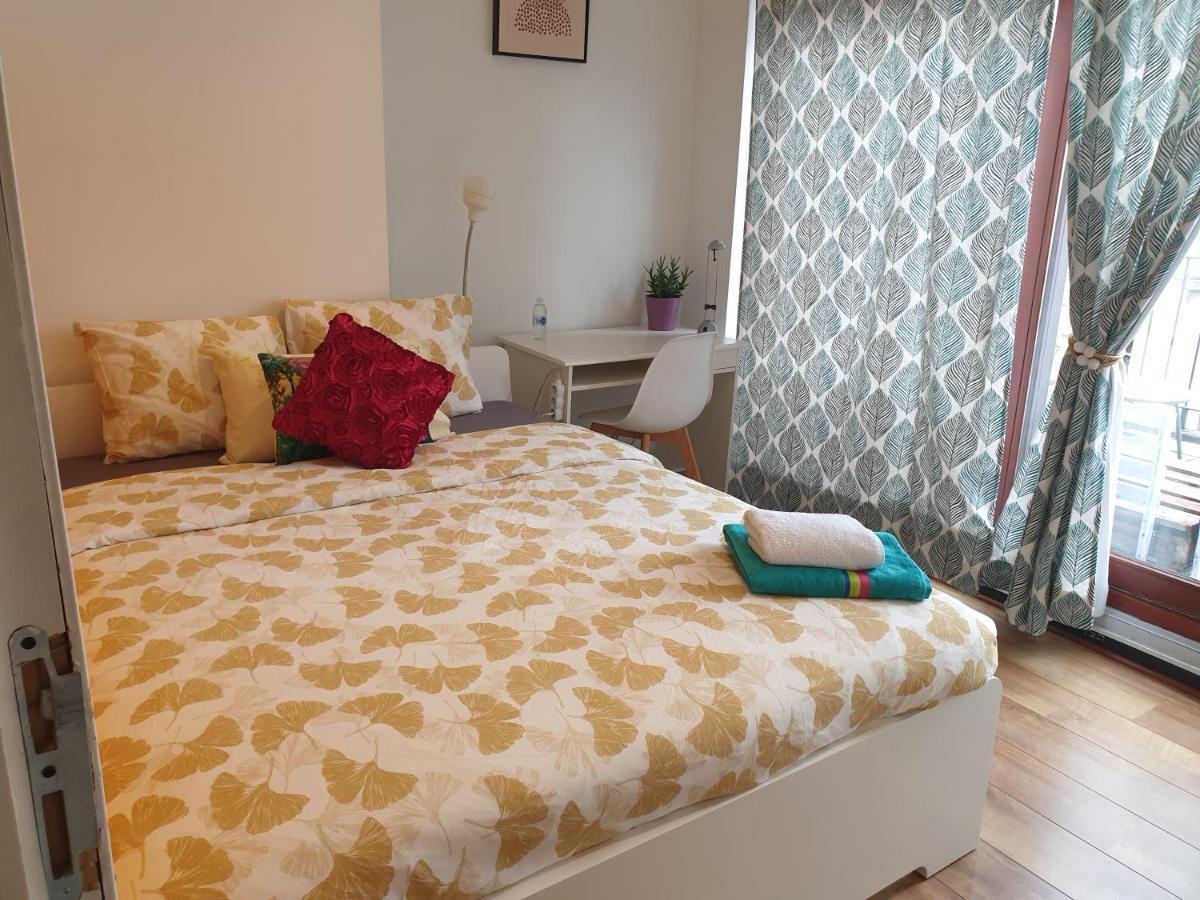 2 Bedroom With A Rooftop Terrace On 3rd Floor