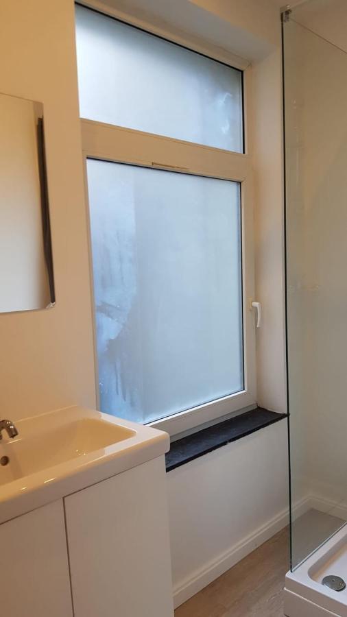 Apartment B44