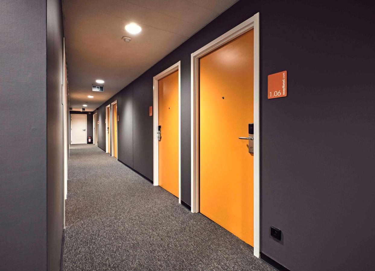 Easyhotel City Centre 3* Brussels