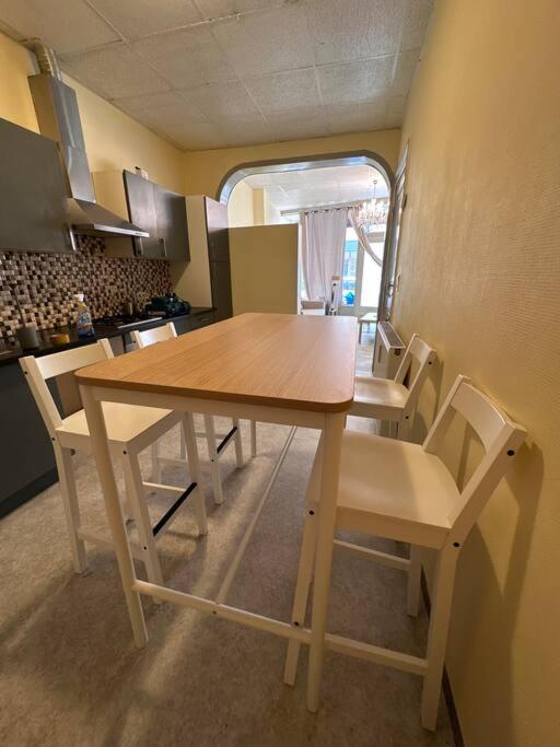 A Midi - Grand Place * Brussels