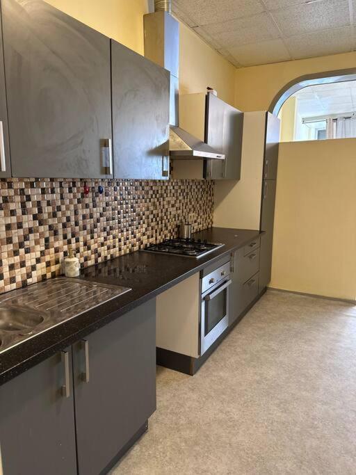 A Midi - Grand Place Brussels