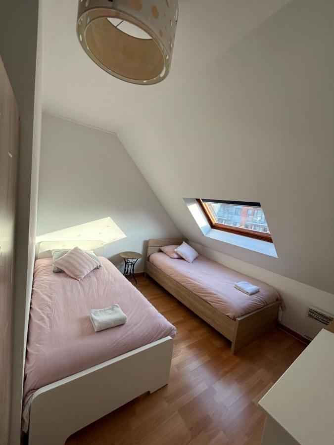 Un Duplex Chic Pour Une Experience Unique A Cote De La Basilique Brussels