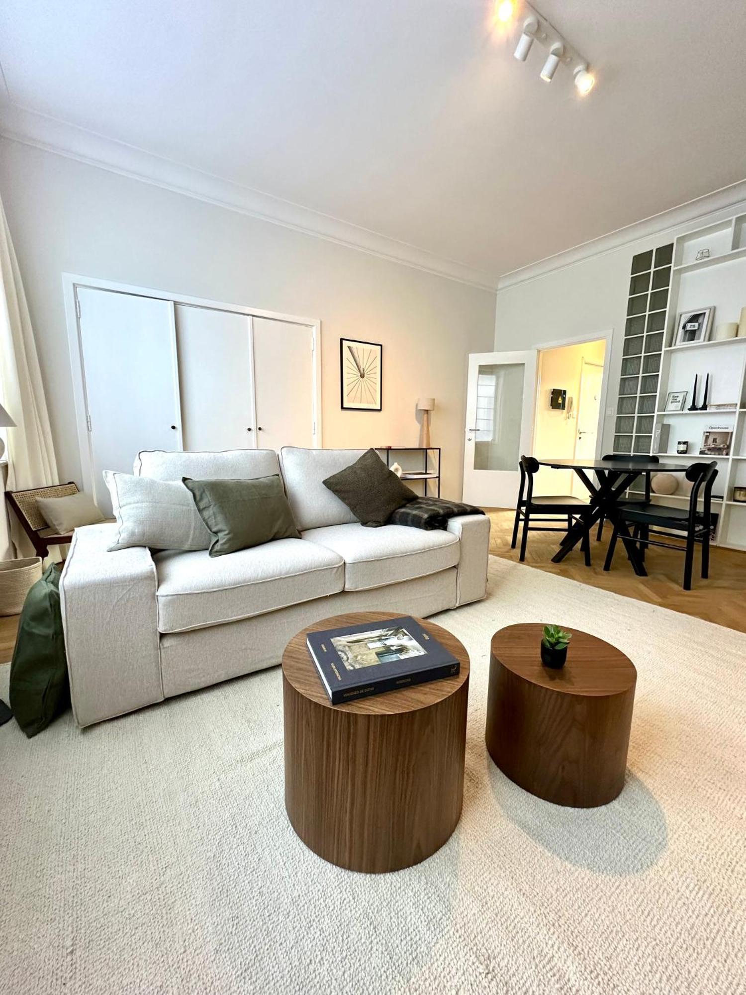 Magnifique - Quartier Louise! Apartment *