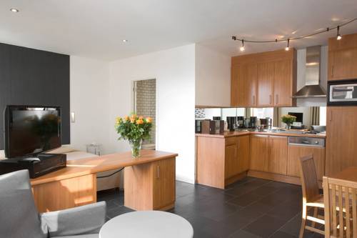 Azimut Flathotel Aparthotel 3*