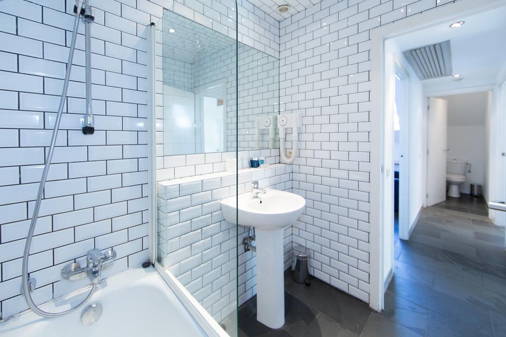 Azimut Flathotel Aparthotel 3*