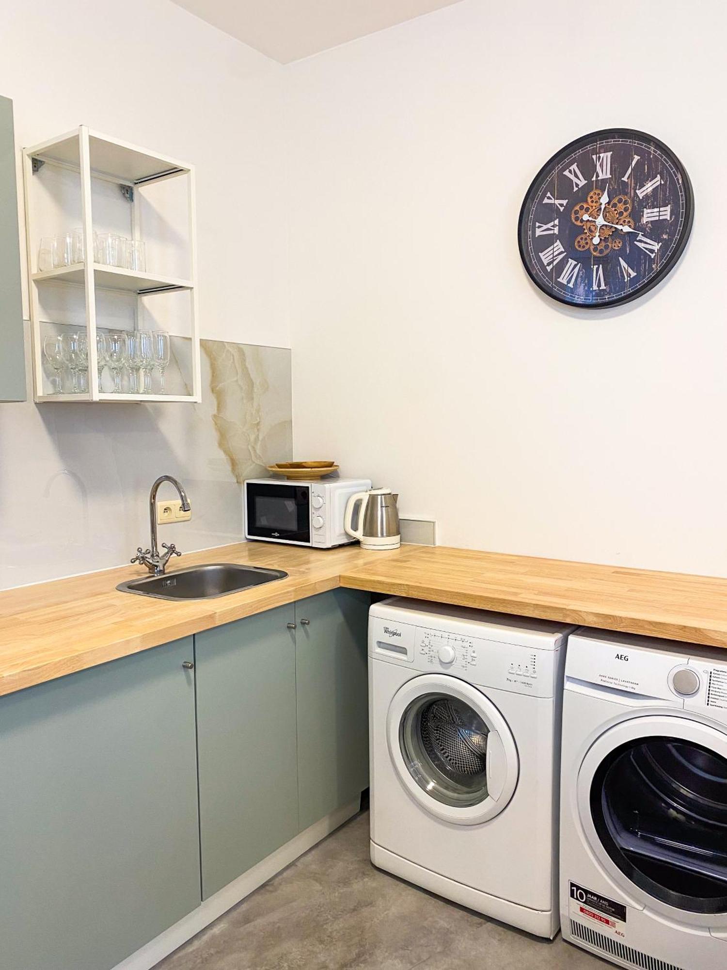 Apartment New Cozy In Porte De Hal Brussels