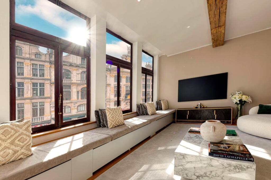 Unique Flat On The Grand Place *