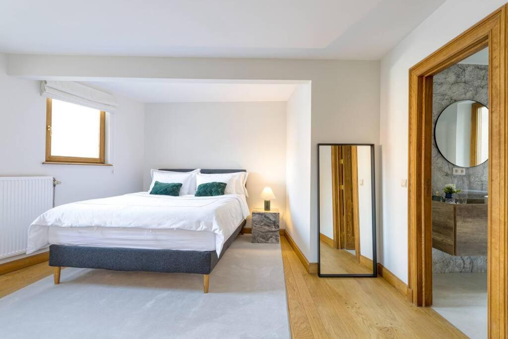 Unique Flat On The Grand Place Apartment