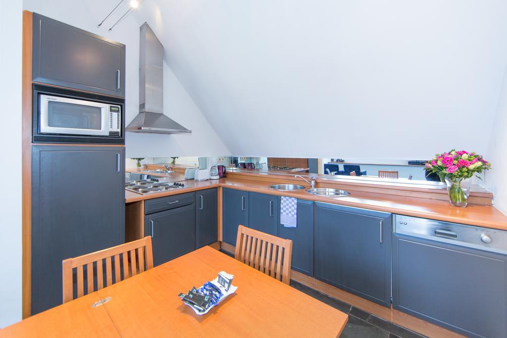 Azimut Flathotel 3* Brussels