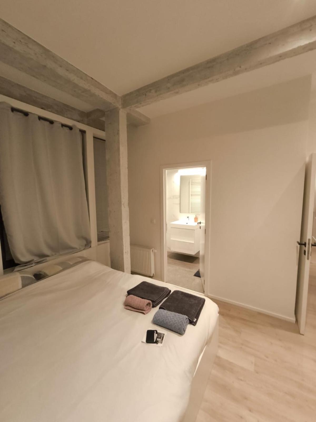 La Bourse Apartment *