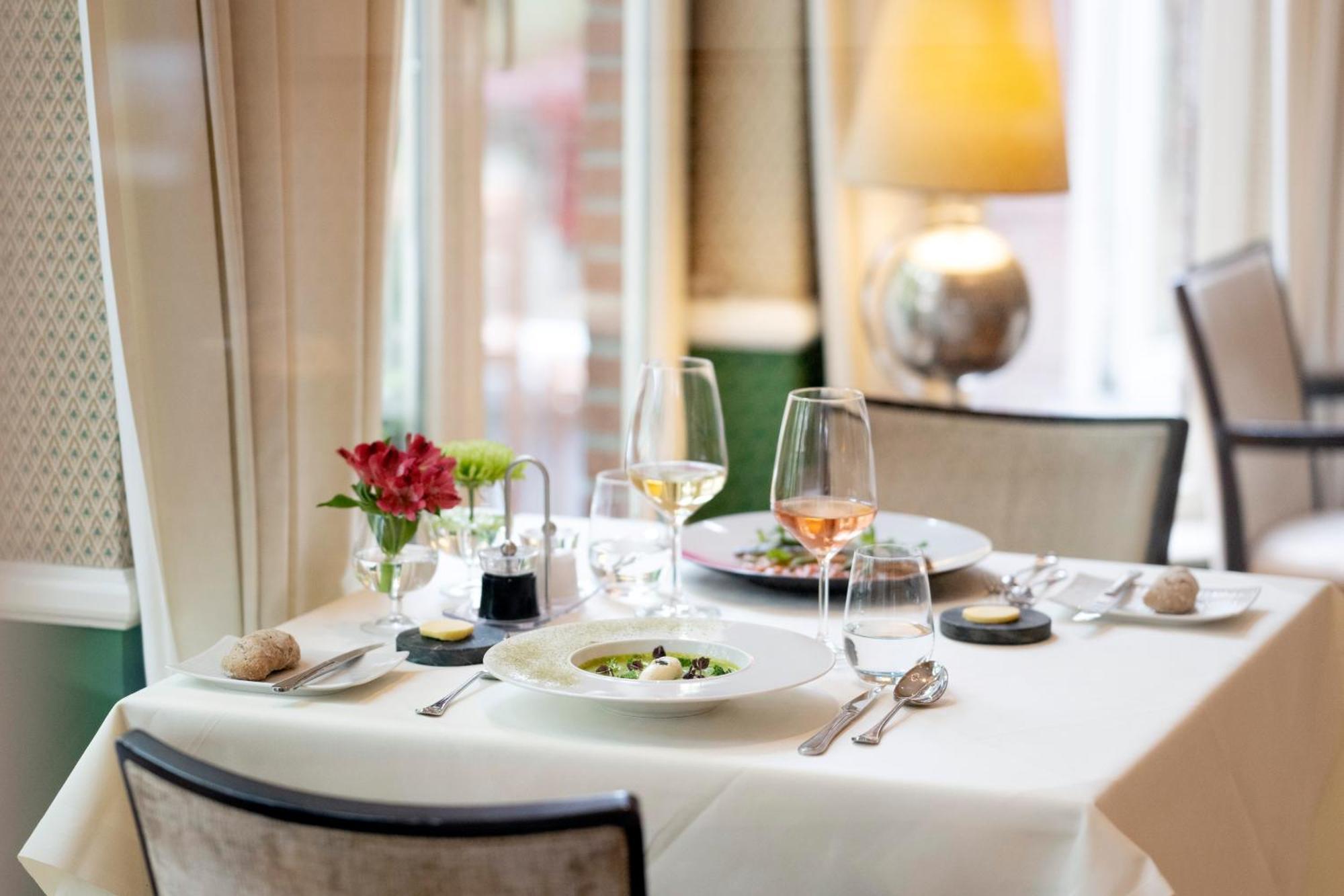 Stanhope By Thon Hotel 5*