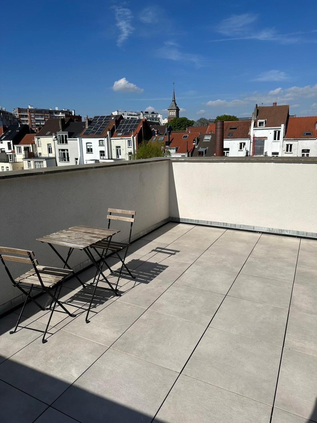 Dreamland Eu, Apartment *