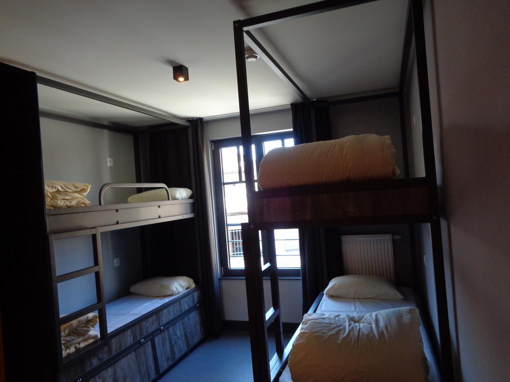 Brxxl 5 Centre Albergue *