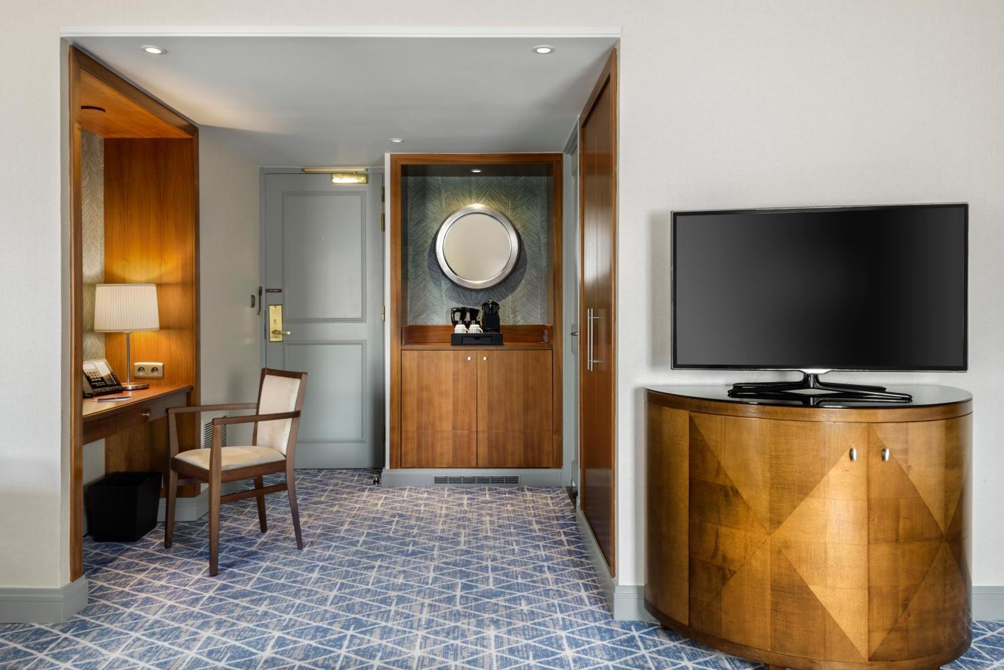 Warwick Grand-place Hotel