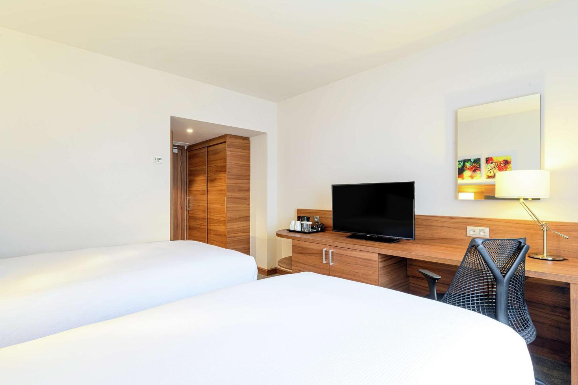 Hilton Garden Brussels Centre 4* Saint-Gilles