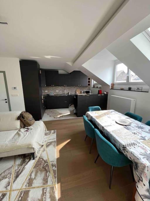 Duplex Avec Terrasse Quartier Europeen Brussel