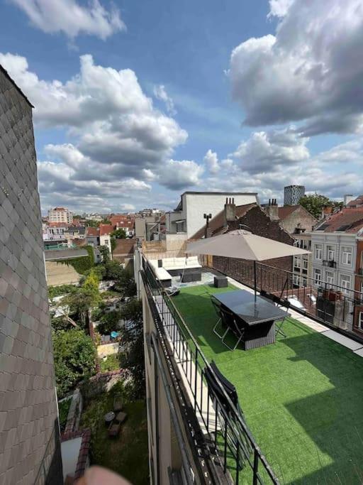 Duplex Avec Terrasse Quartier Europeen Appartement *