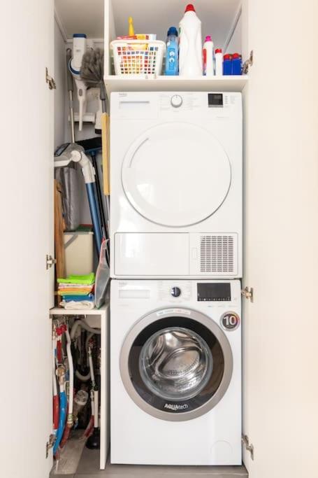 Apartment European Heart 2-bedroom Flat.