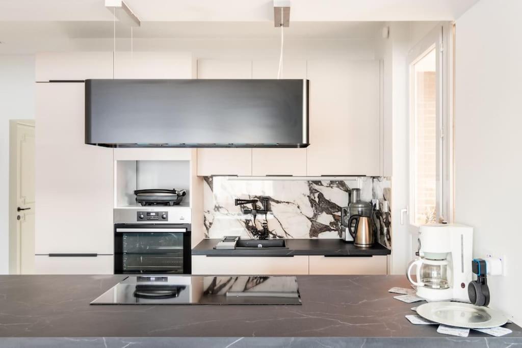 European Heart 2-bedroom Flat. Brussels