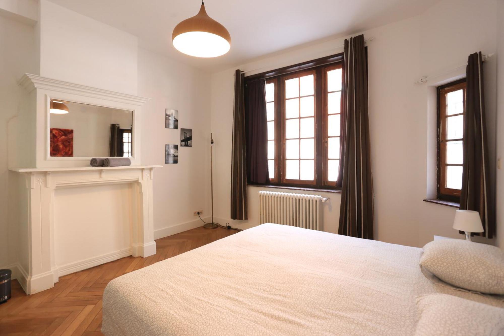Schuman Flat * Brussel