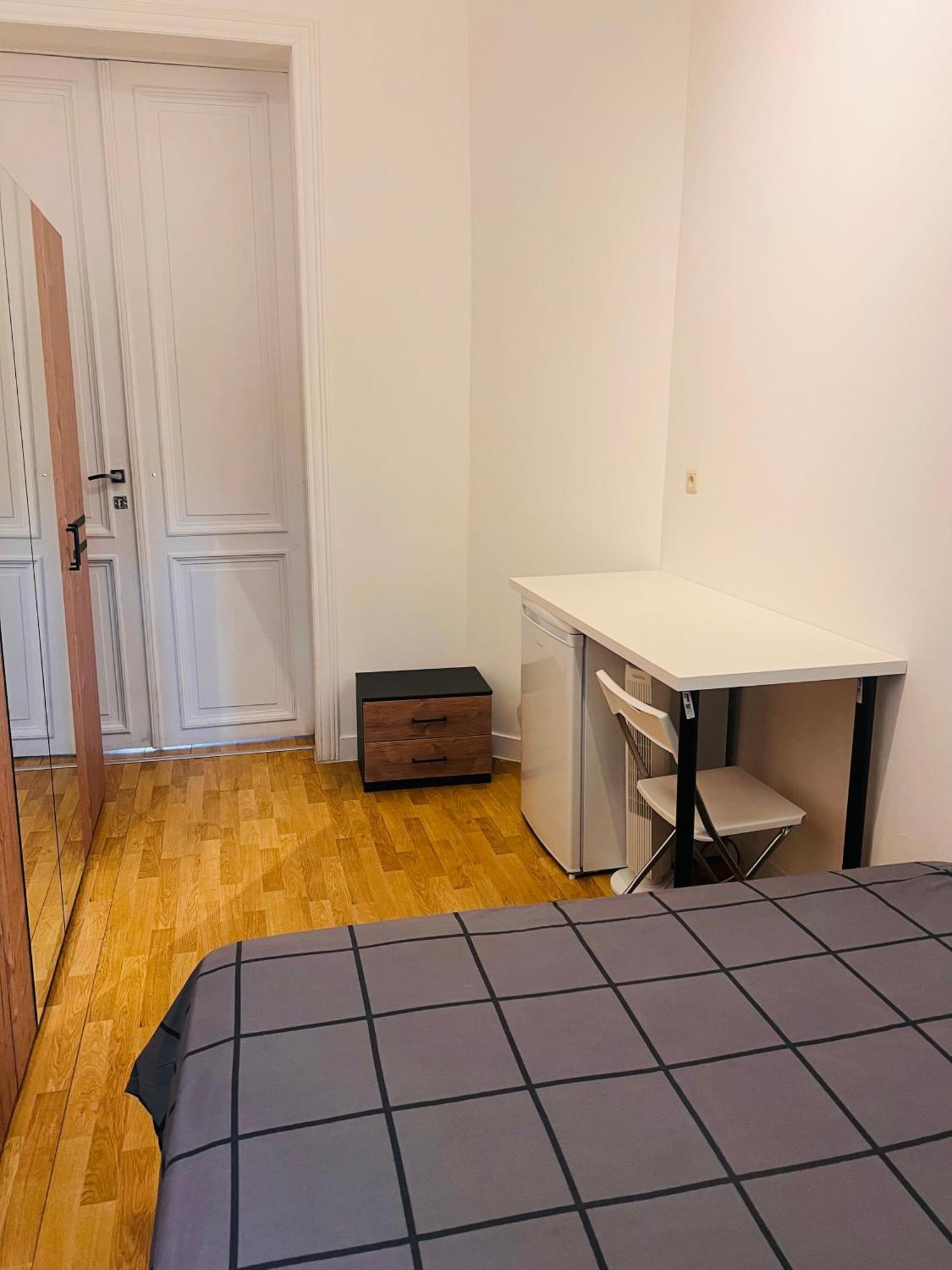 Apartment Da Nessa Proximo A Louise Brussels
