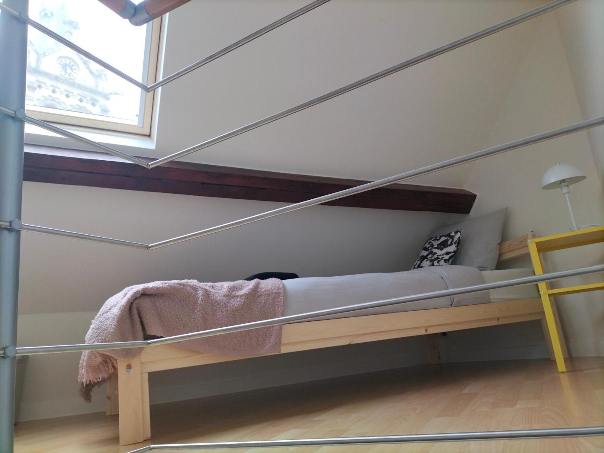 New Cozy In Porte De Hal Apartment Brussels