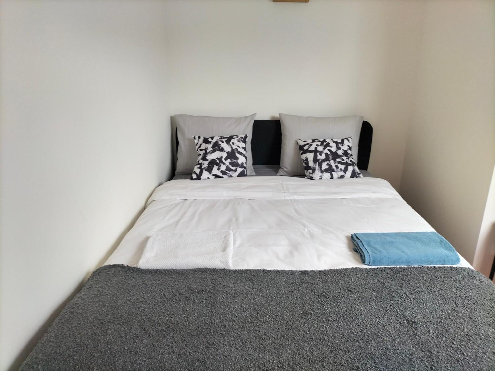 Apartment New Cozy In Porte De Hal *