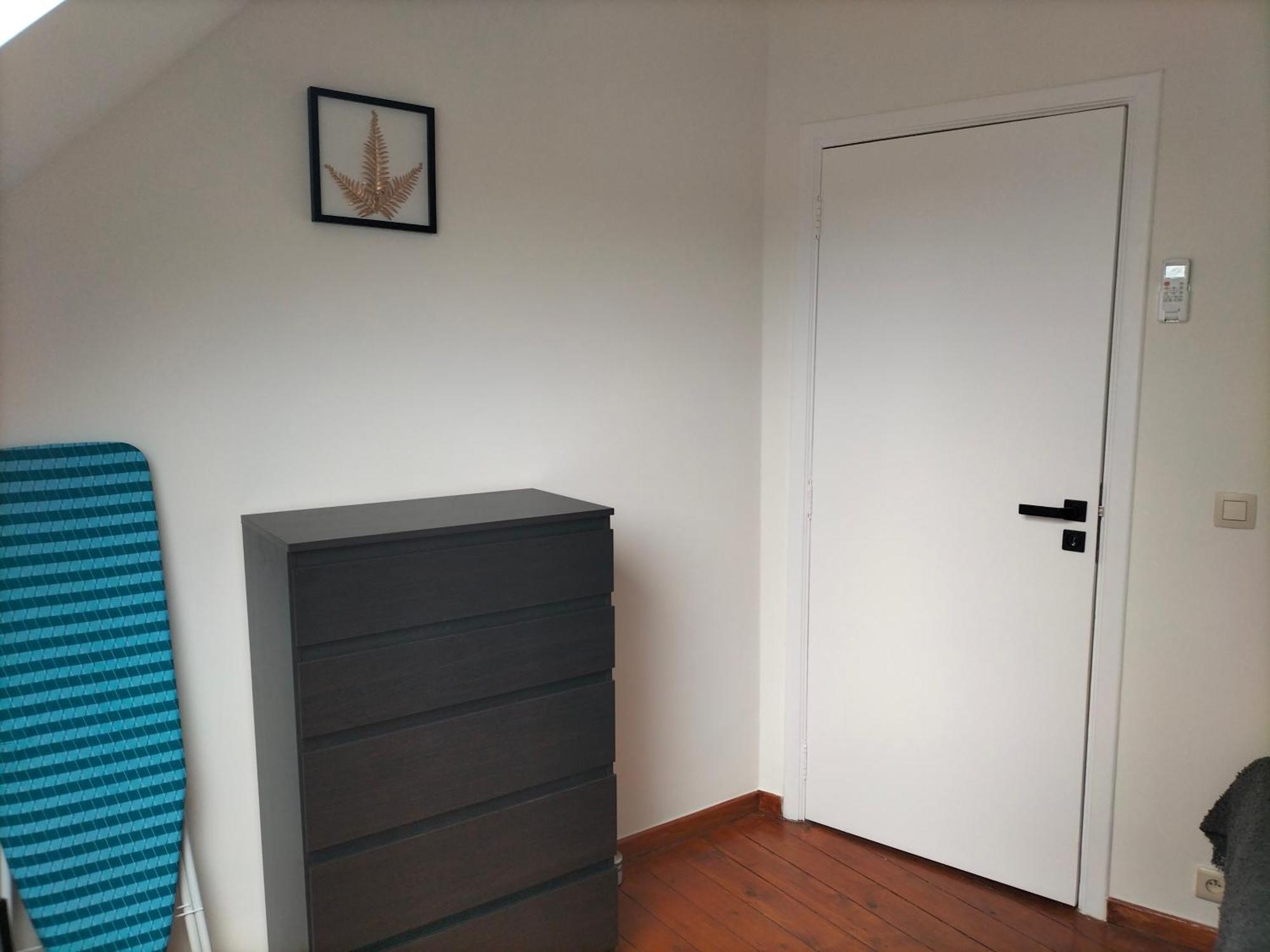 Apartment New Cozy In Porte De Hal