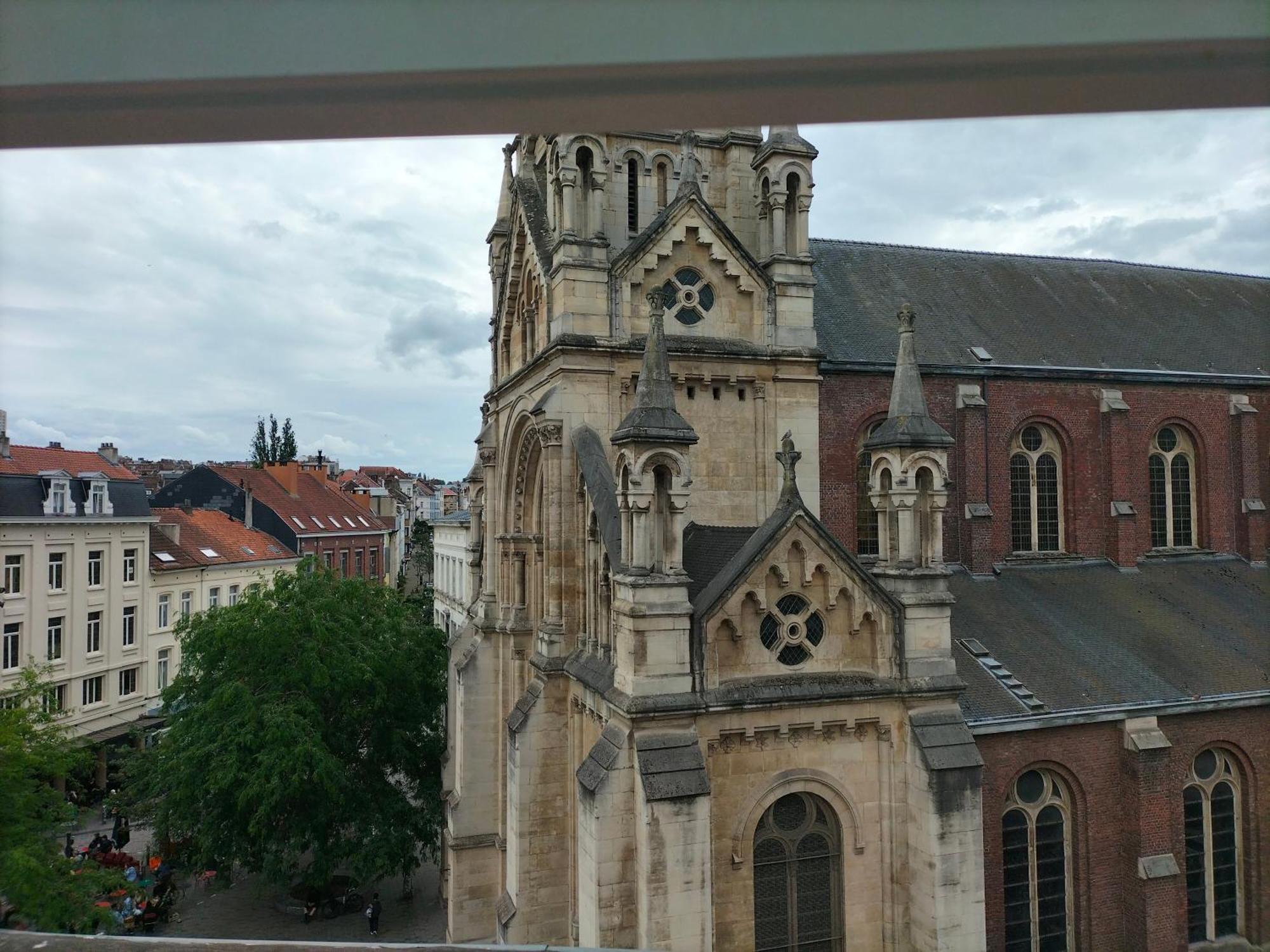 New Cozy In Porte De Hal Brussels