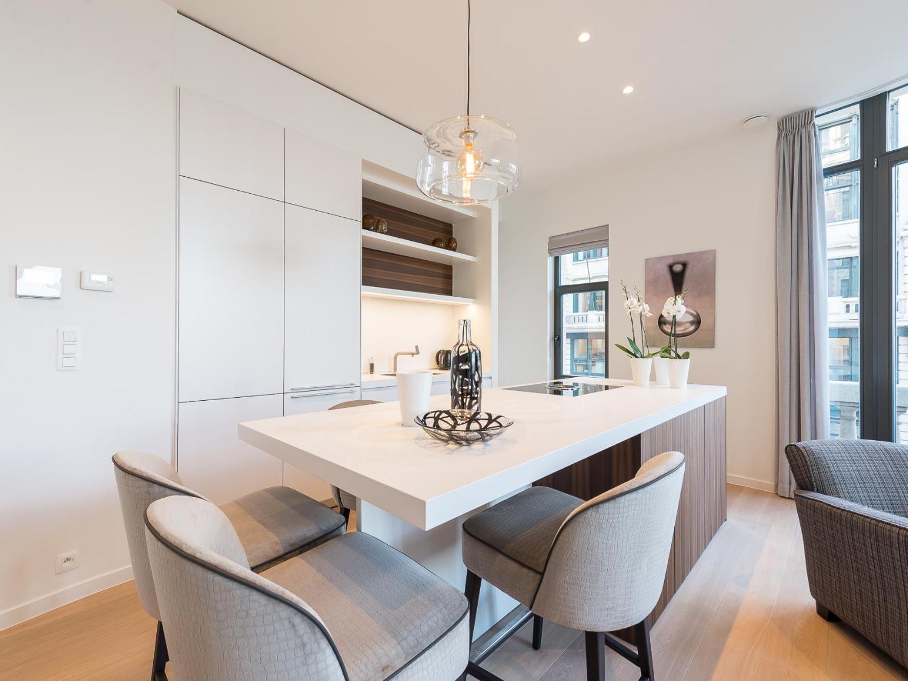 Modern 1br - 90 Sqm Apartment *