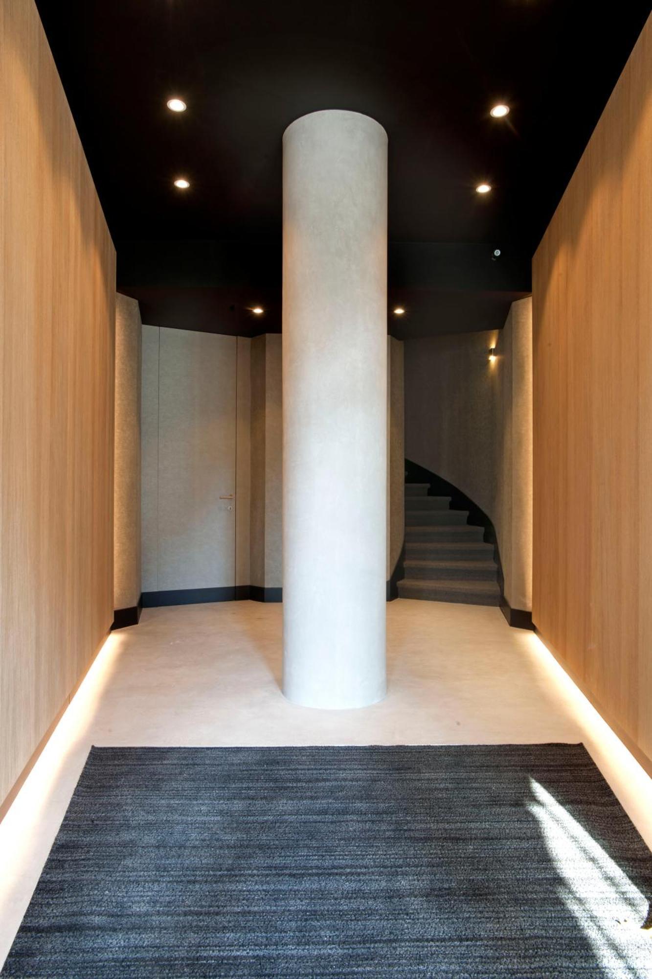Modern 1br - 90 Sqm Apartment