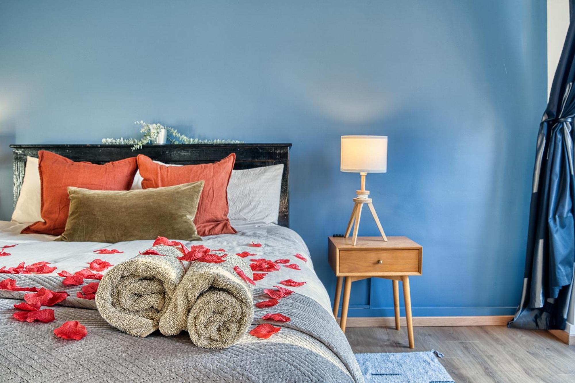 Comenstay Brussels Bed & Breakfast *