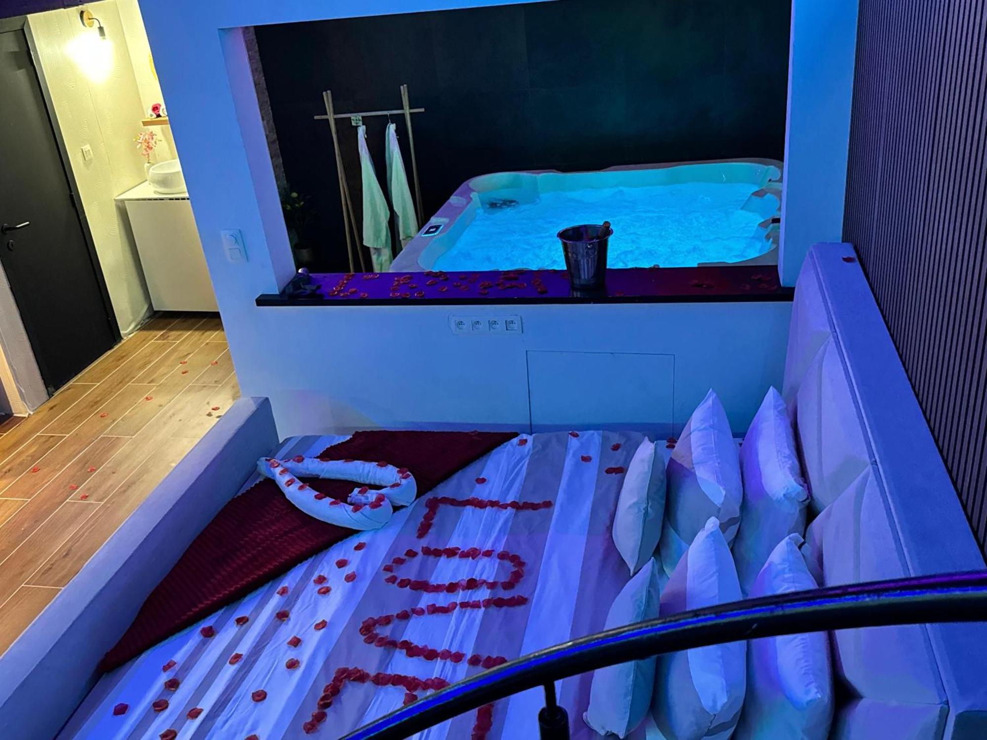 Bolingo Love hotel Brussels