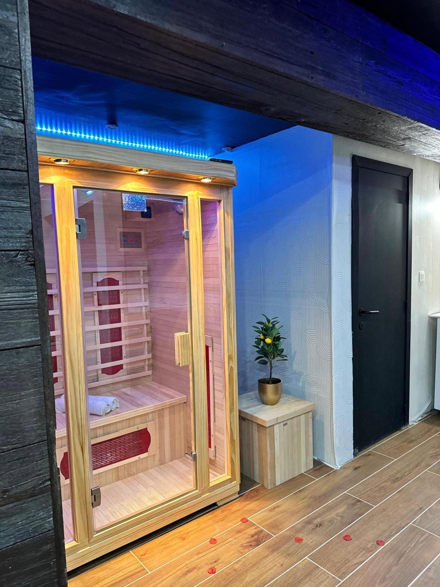 Love hotel Bolingo Brussels