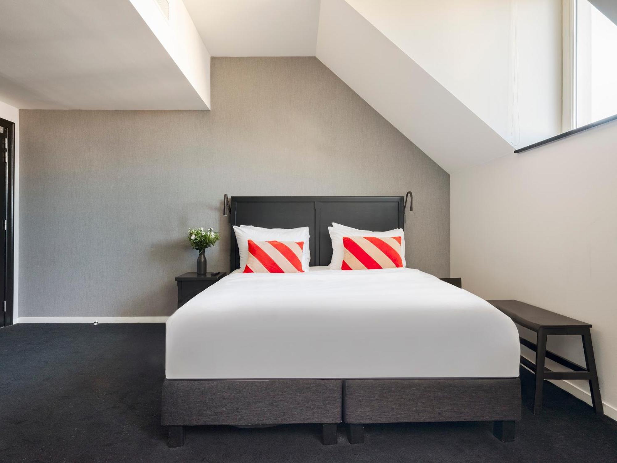 Numa Lief Aparthotel 4*