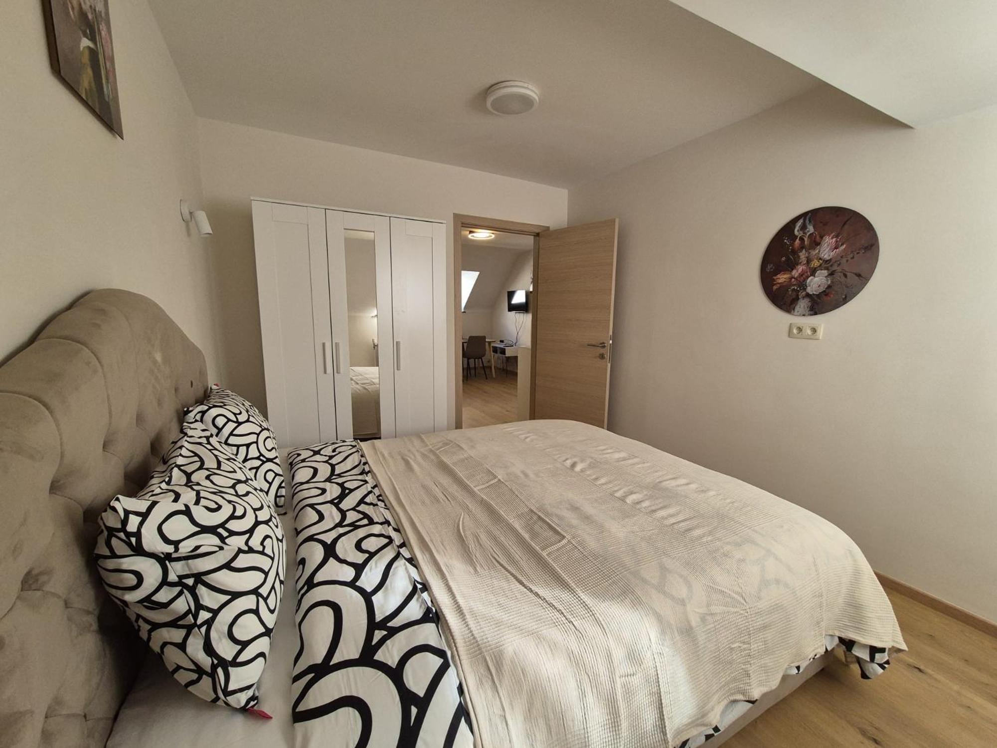 Cosy Duplex In Center Of