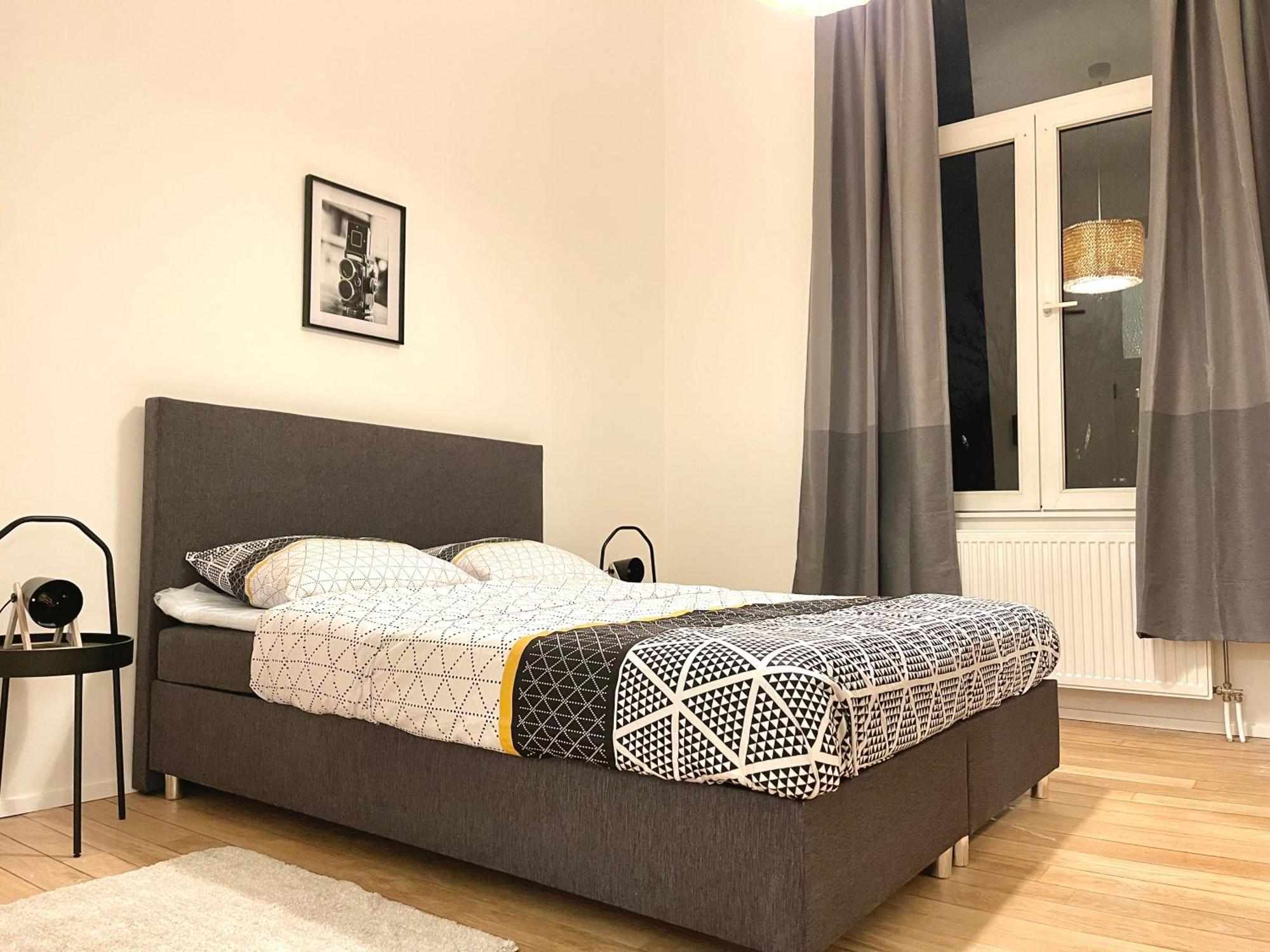 Charming Uccle - 1 Bedroom Apartment Brussels