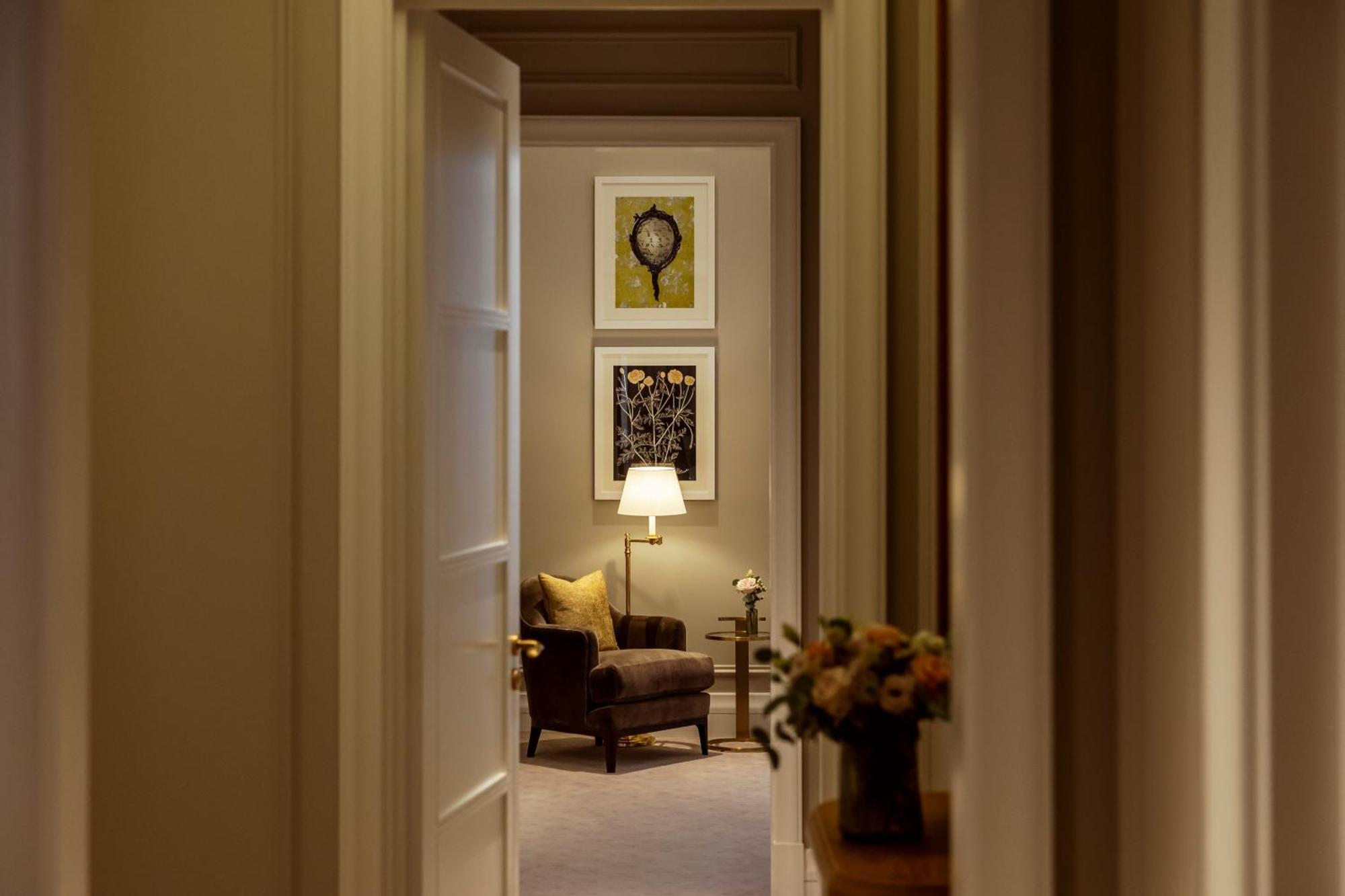 Corinthia Grand Astoria 5*