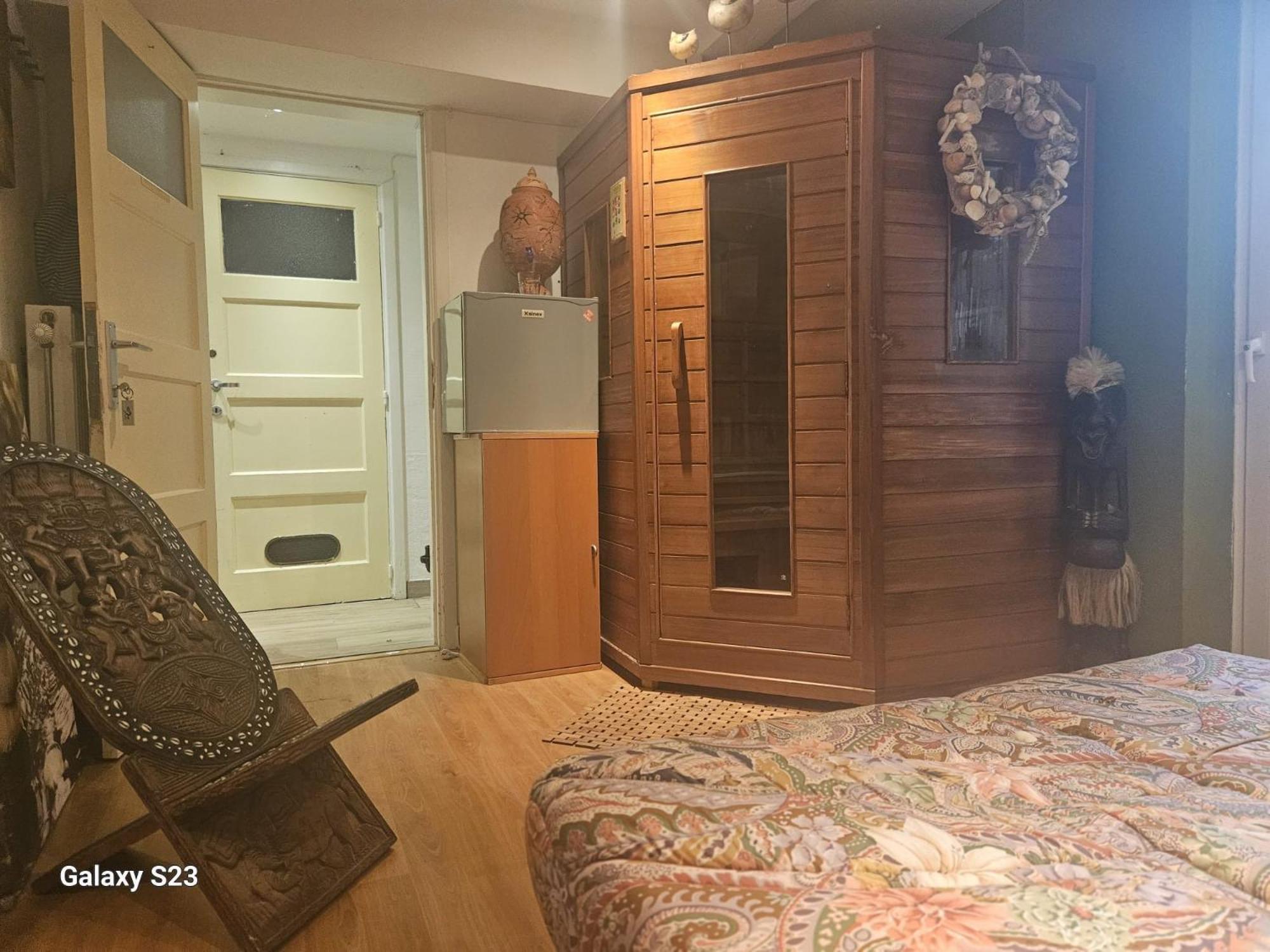 Tropical Bed & Breakfast