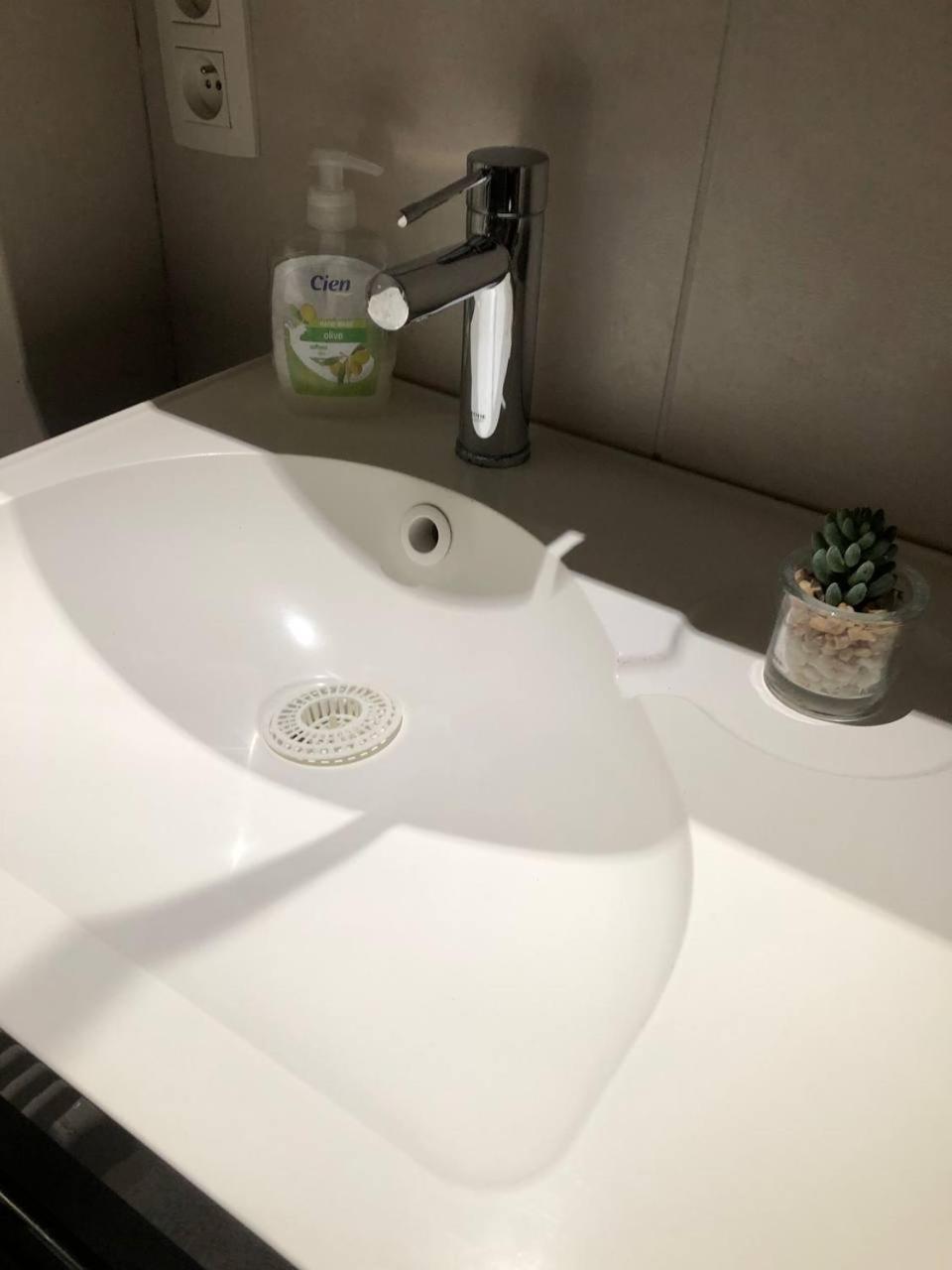Hotel Spacious Brusselles Place
